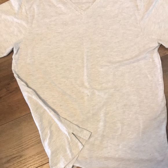 Northpoint authentic apparel shirt sleeved tee - Picture 3 of 3